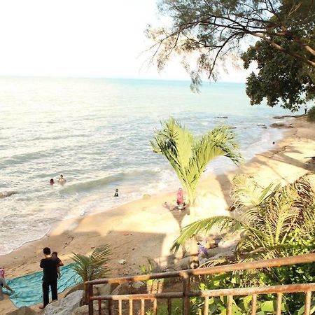 NEW SEAVIEW Cozy Modern Beach House Tanjung Bungah  Exterior foto
